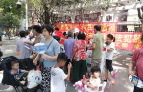 广州白云：鹤龙街在鹤鸣公园开展禁毒宣传活动